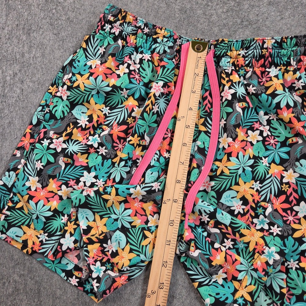 Chubbies Swim Trunks Mens Small Black Green Toucan Tropical Floral Print 5.5 In - Picture 8 of 9